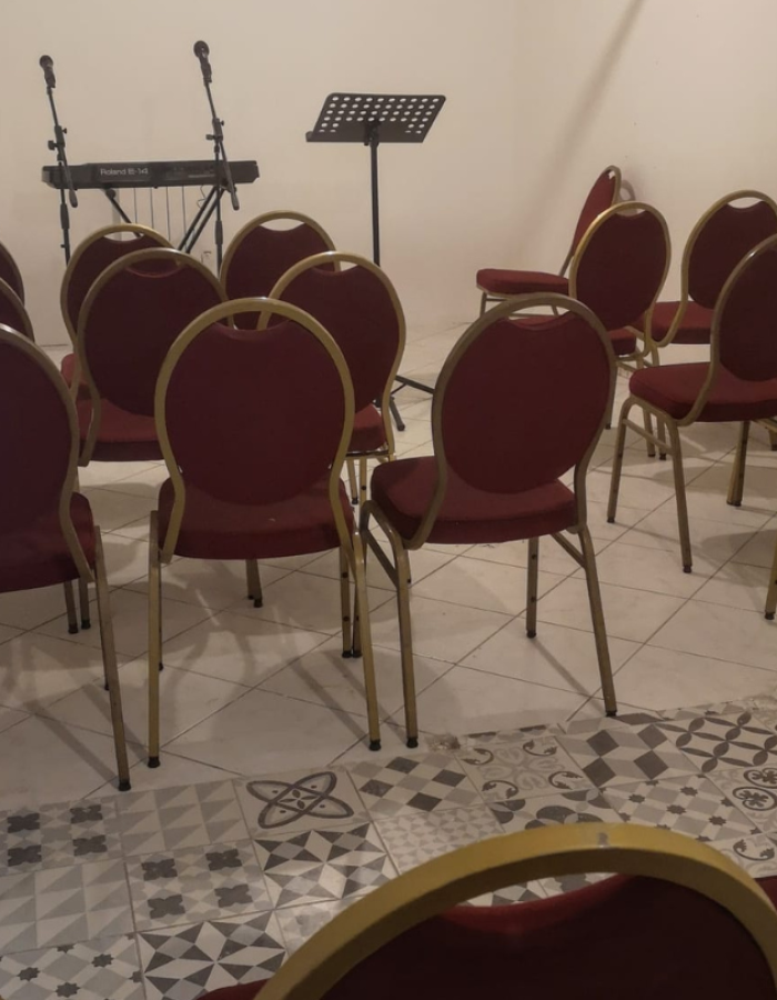 Salle d’église à Massy